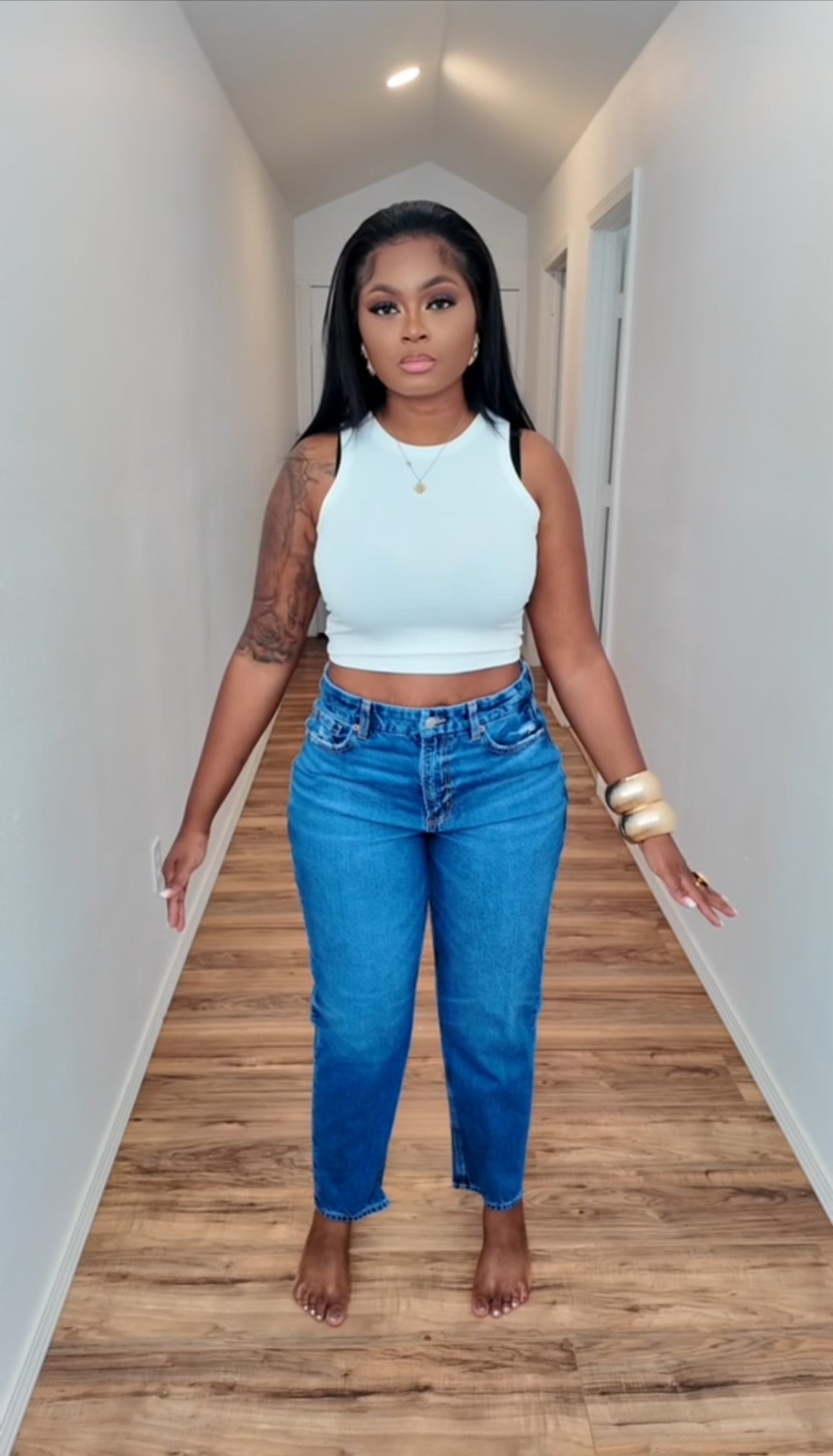 Women’s AMERICAN EAGLE Strigid Curvy Mom Capri Jeans SZ 12