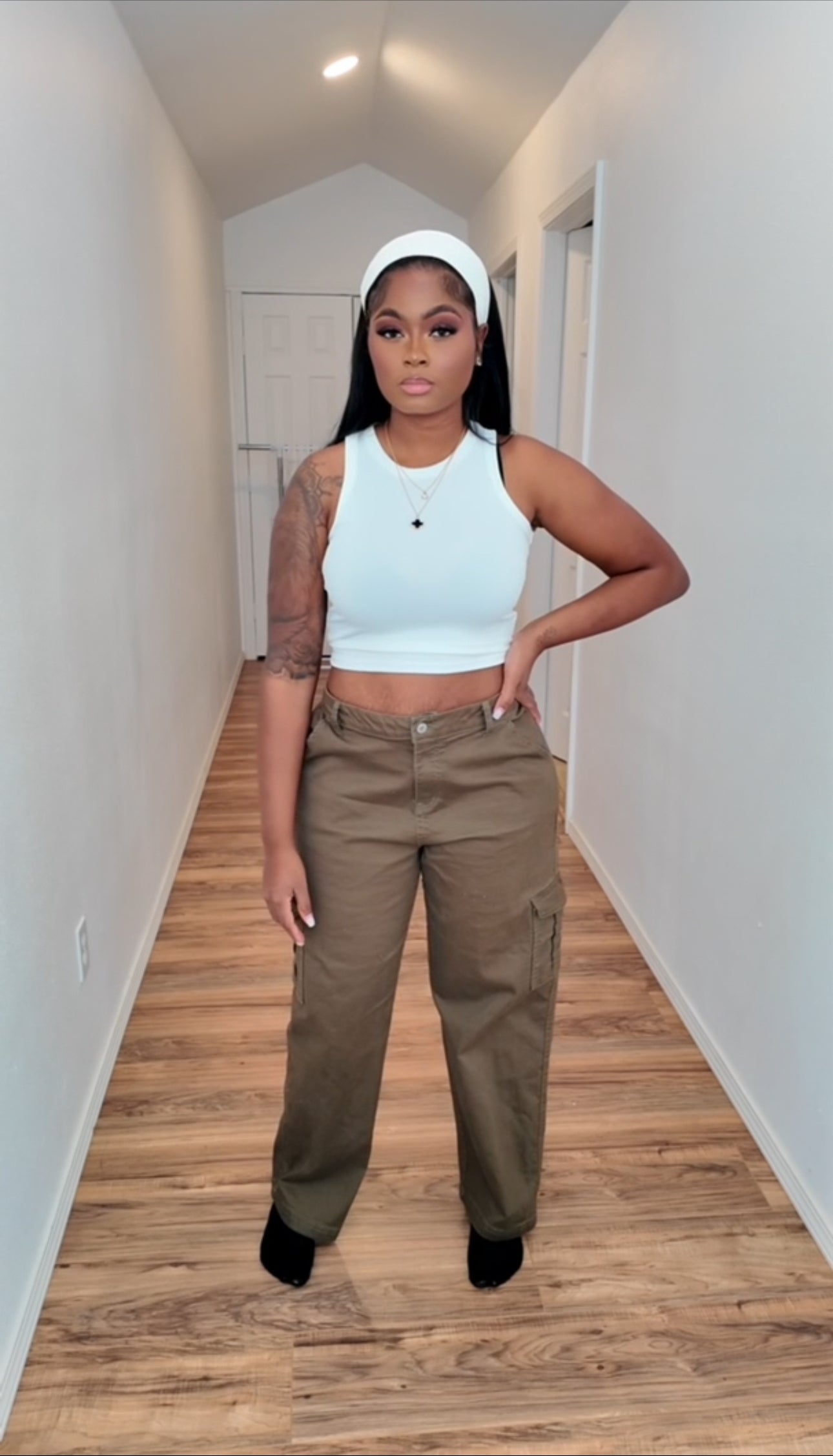 Women’s Brown/Olive Cargo Super Stretchy Straight Leg WAX JEANS SZ 31’ | A Rare Find